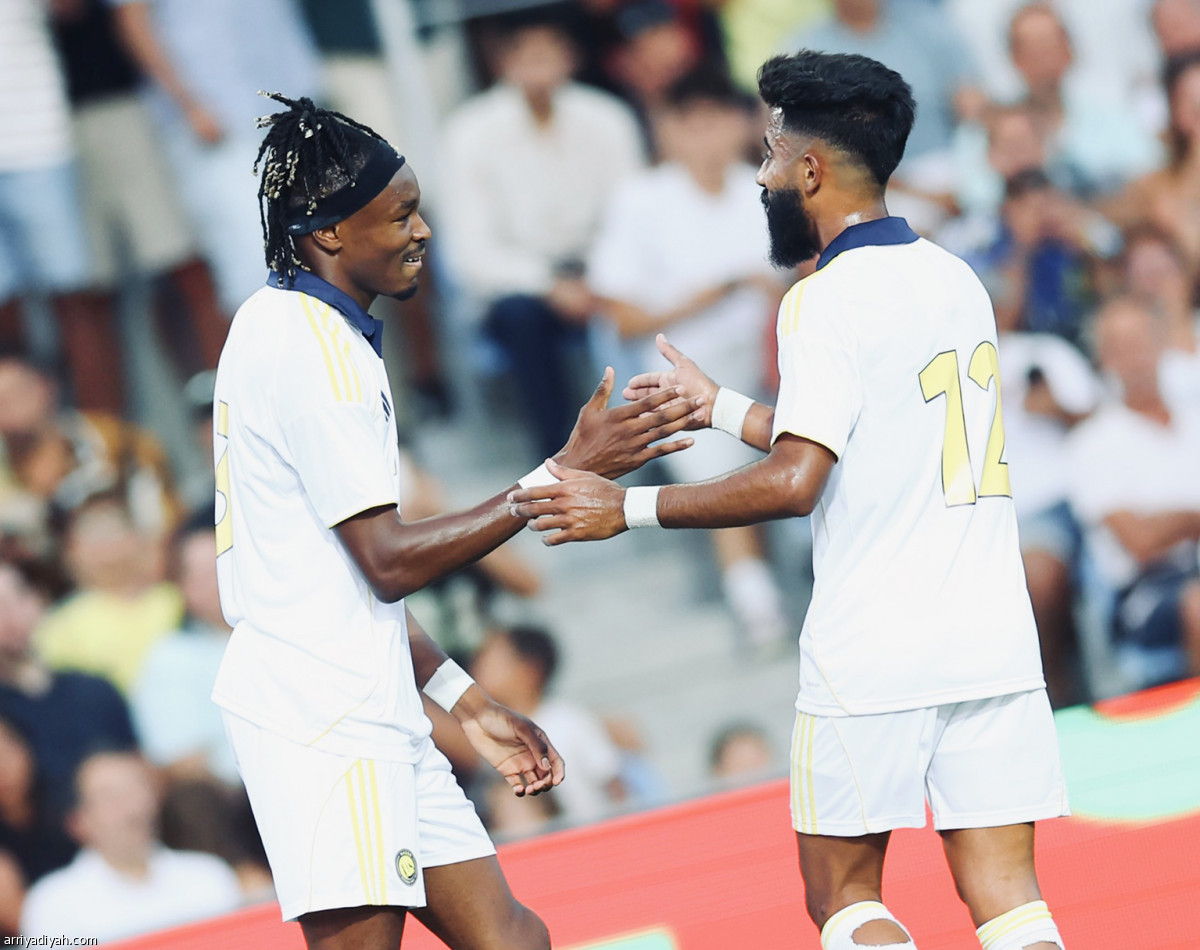 النصر يفوز بالأربعة