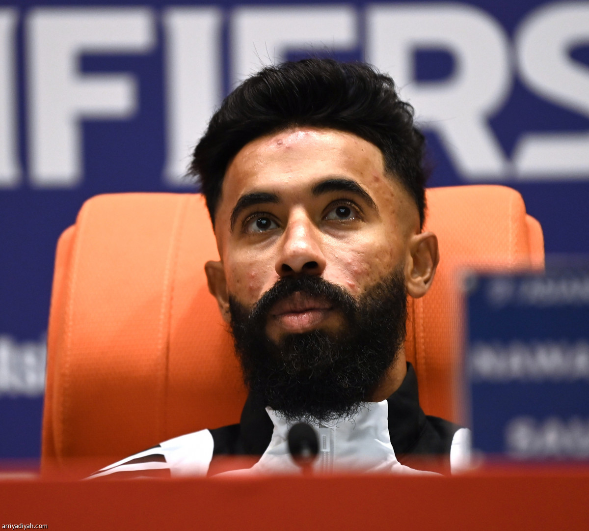 حديث قبل اللقاء