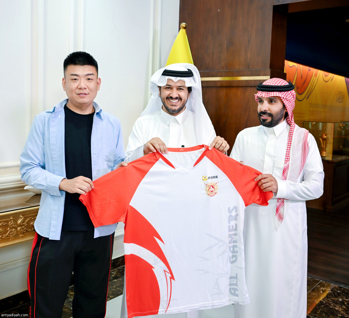 صينيون في النصر